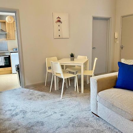 Beautiful Apartment - 5 Minute Walk To The Best Beach! - Great Location - Parking - Fast Wifi - Smart Tv - Newly Decorated - Sleeps Up To 4! Close To Bournemouth & Poole Town Centre Экстерьер фото
