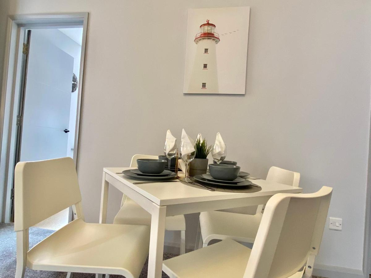 Beautiful Apartment - 5 Minute Walk To The Best Beach! - Great Location - Parking - Fast Wifi - Smart Tv - Newly Decorated - Sleeps Up To 4! Close To Bournemouth & Poole Town Centre Экстерьер фото